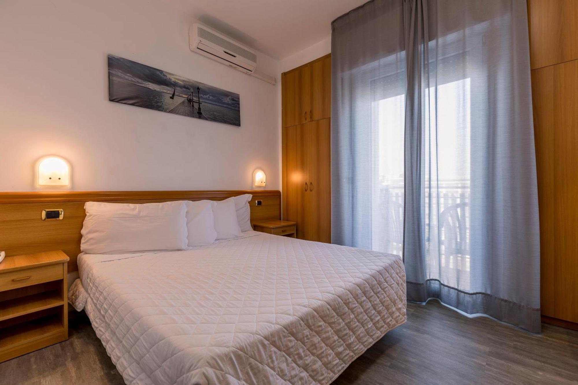 Hotel Centrale Milano Marittima Esterno foto