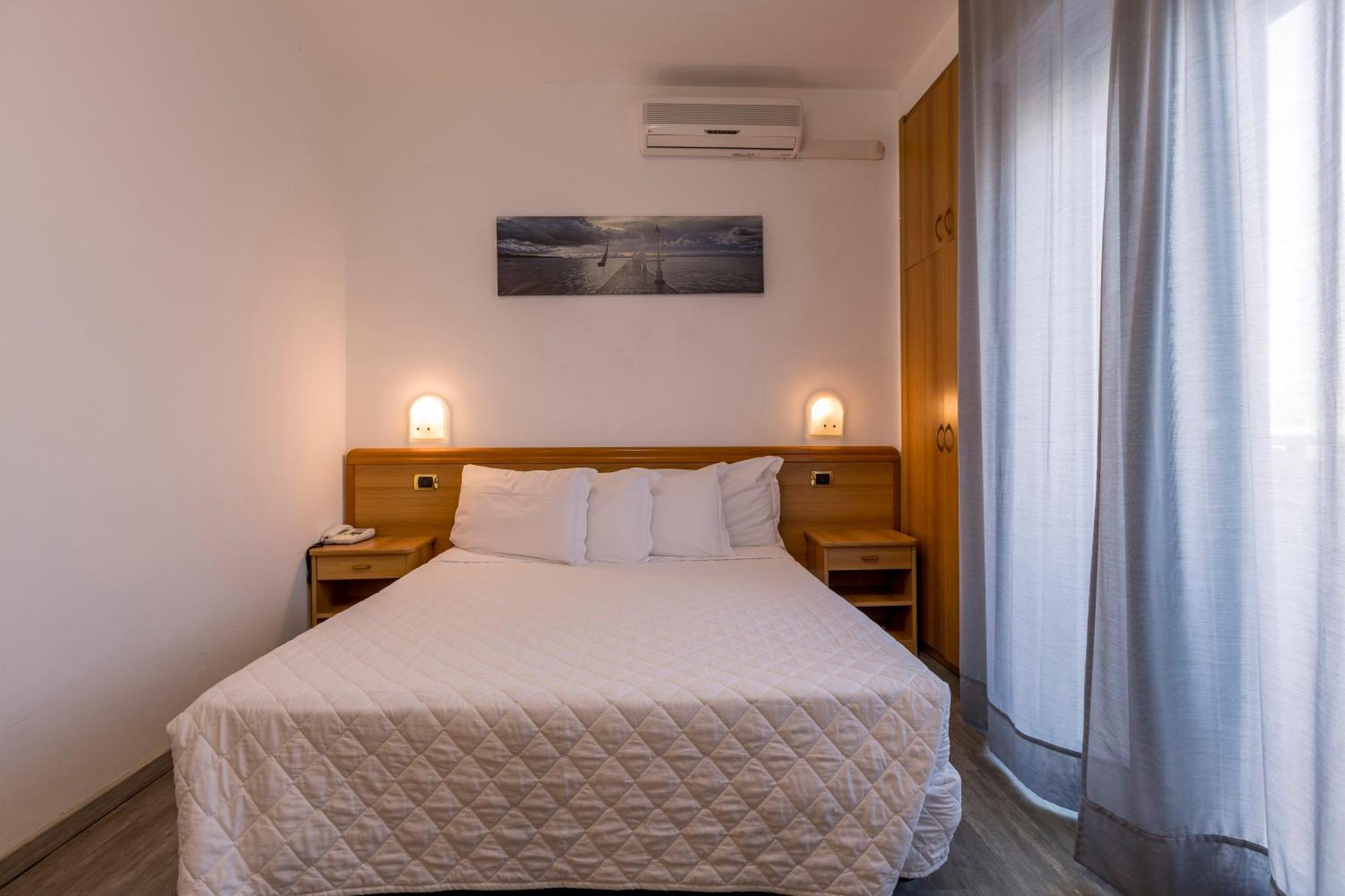 Hotel Centrale Milano Marittima Esterno foto