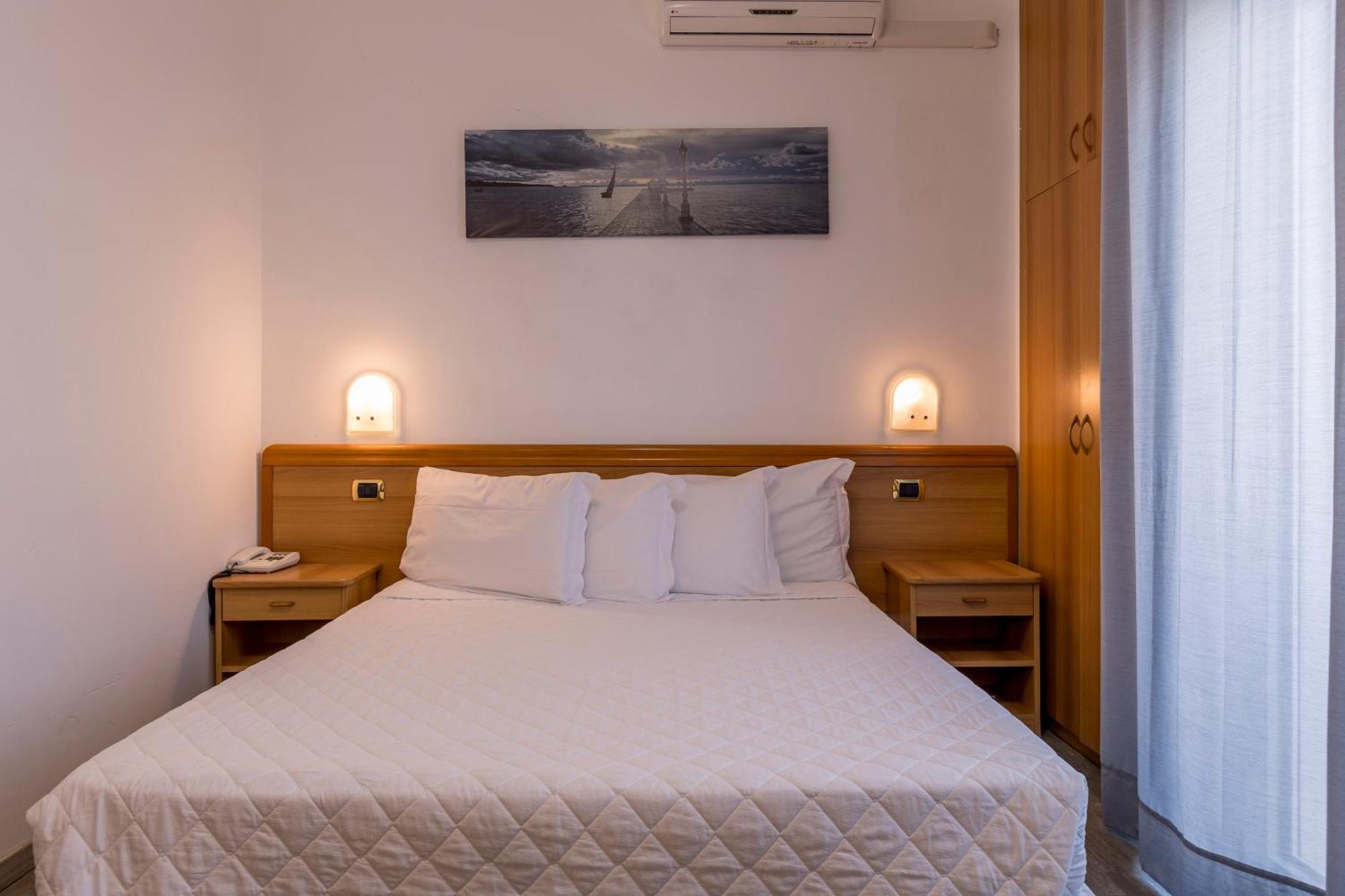 Hotel Centrale Milano Marittima Esterno foto