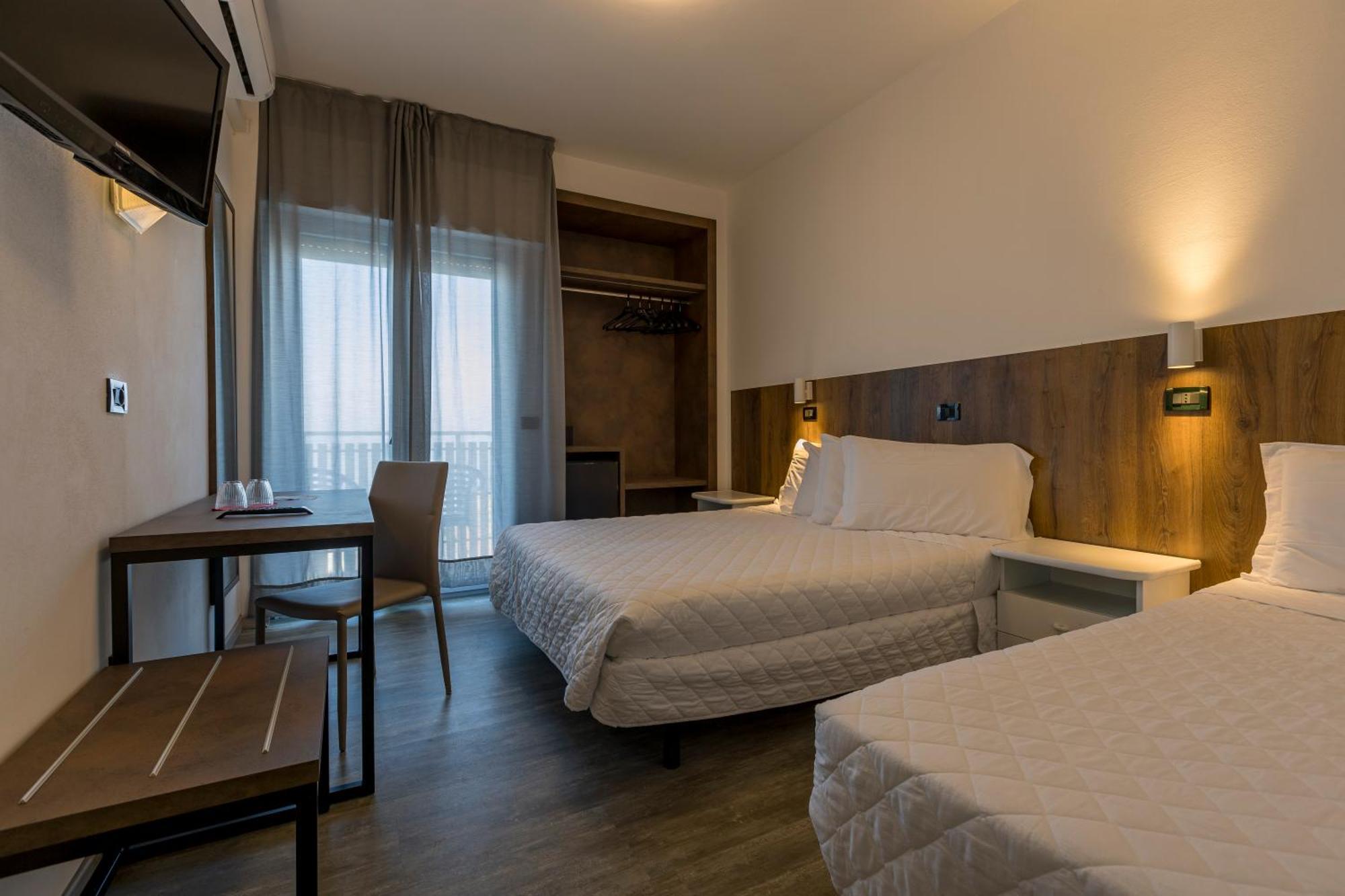 Hotel Centrale Milano Marittima Esterno foto