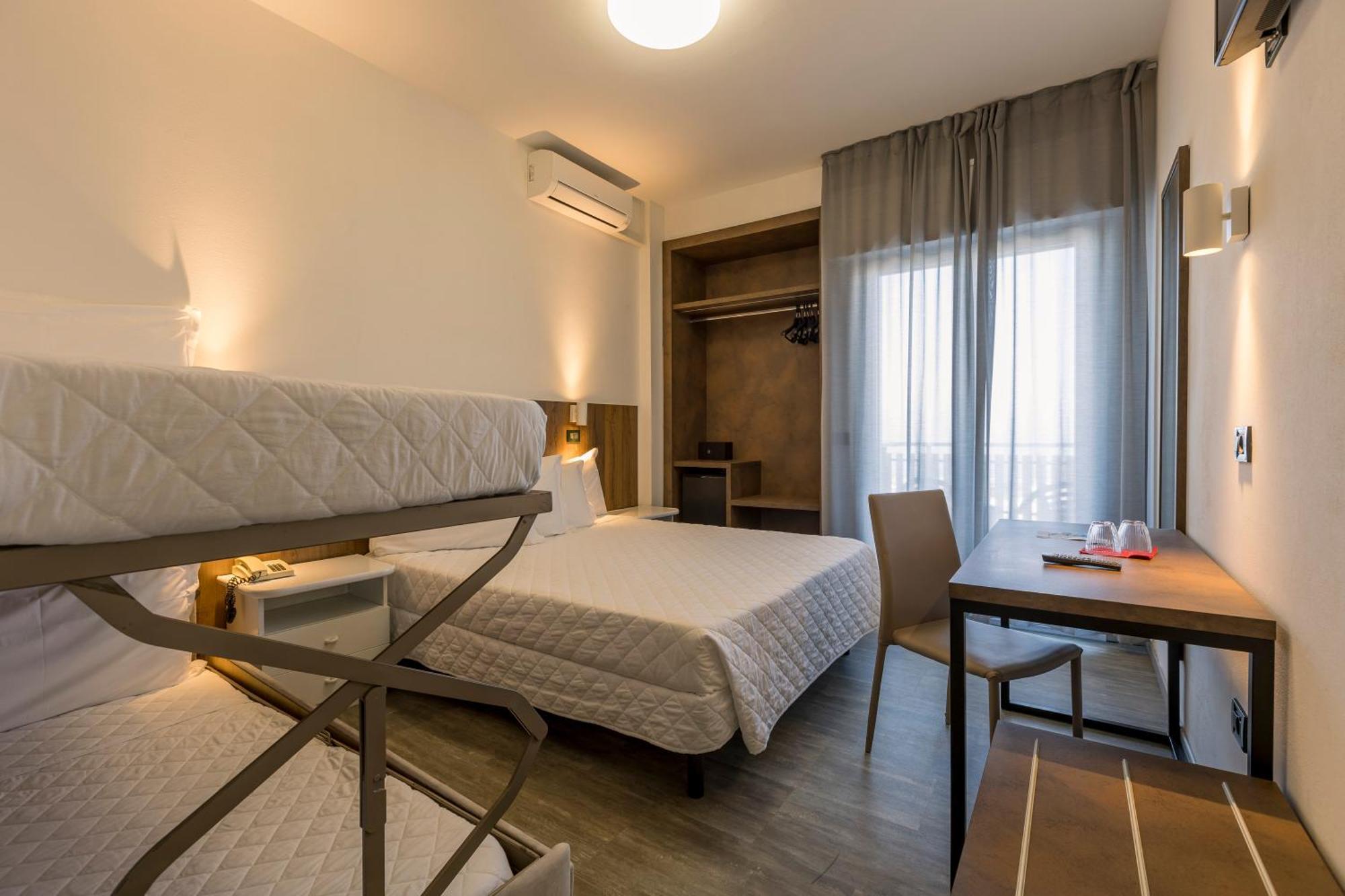 Hotel Centrale Milano Marittima Esterno foto
